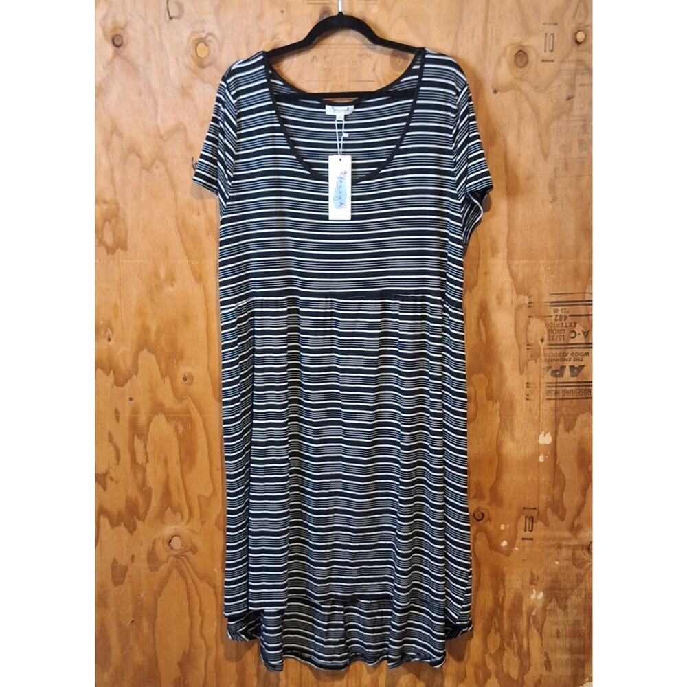 NWT Foxxy Dress Women's Plus 3X Black & White Striped Lightweight Comfy Flowy
